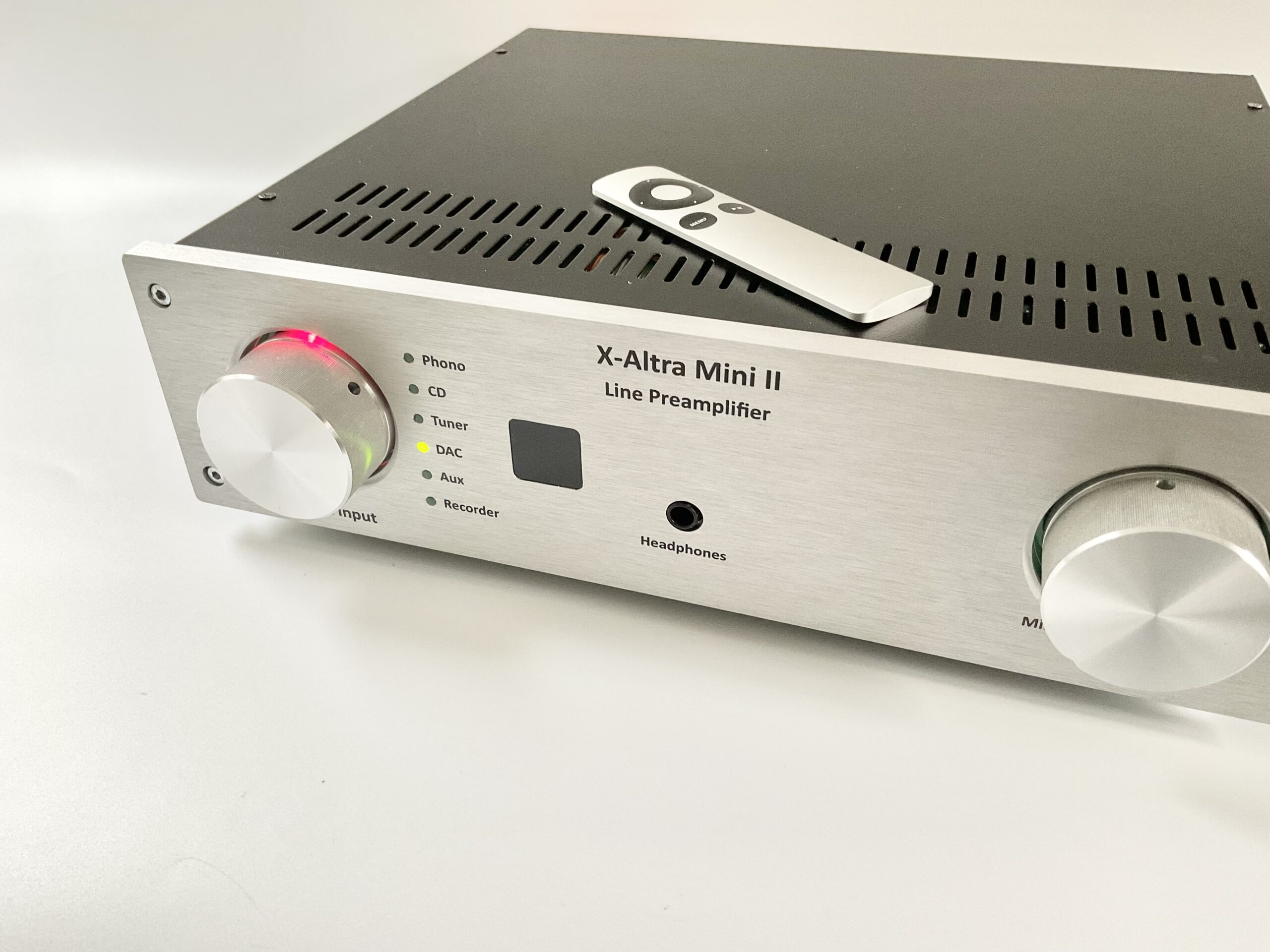 Hifisonix X-Altra Mini II Line Preamplifier with Remote Control (Deprecated)